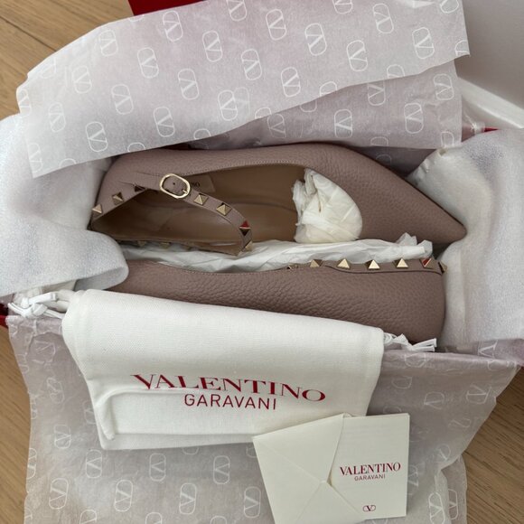 Valentino Garavani Rockstud Mary Jane Flats - Picture 10 of 11